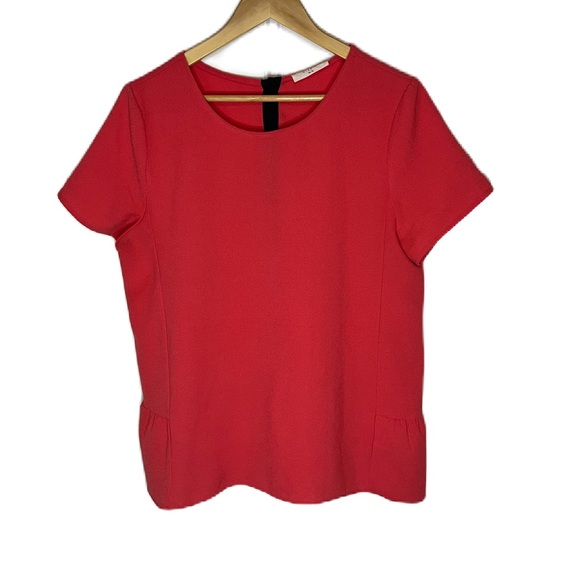 Elodie short sleeve blouse in coral with black trim and button detail, size xl. - Picture 3 of 13